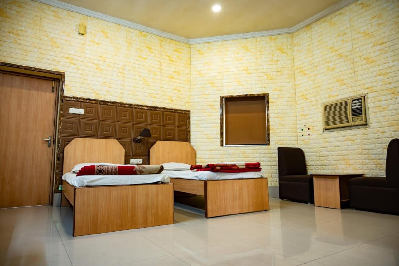 Hotel Komala Vilas Kolkata Exterior photo