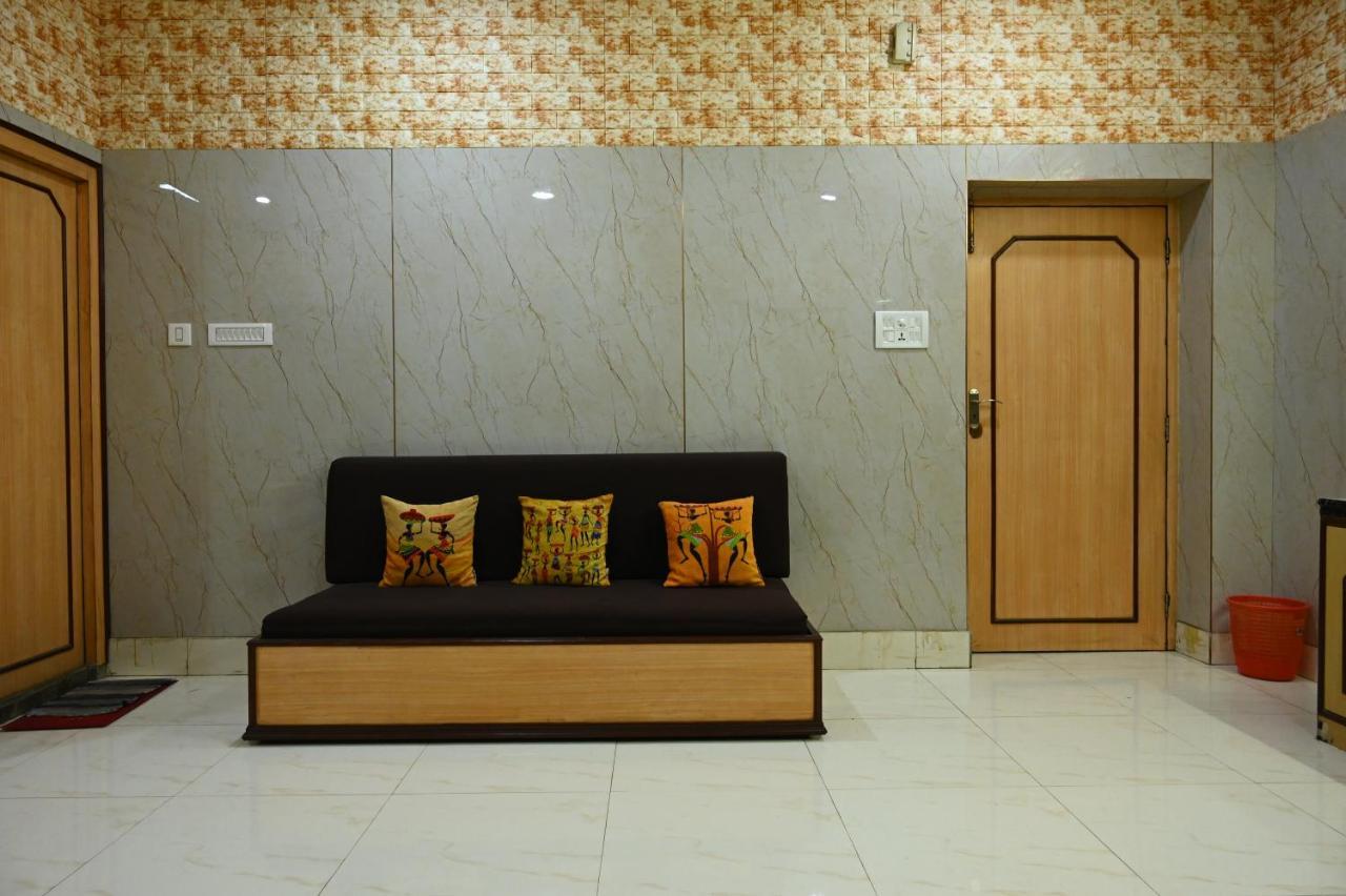 Hotel Komala Vilas Kolkata Exterior photo